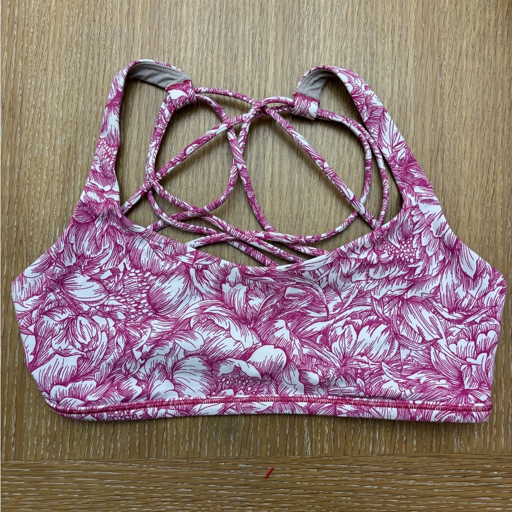 Lululemon free to be wild sports bra